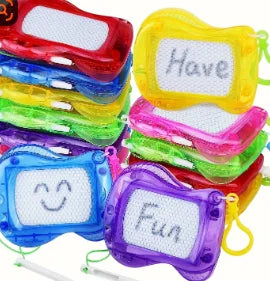 Mini Magnetic Drawing Board Keychain – Erasable Doodle Pad for Kids